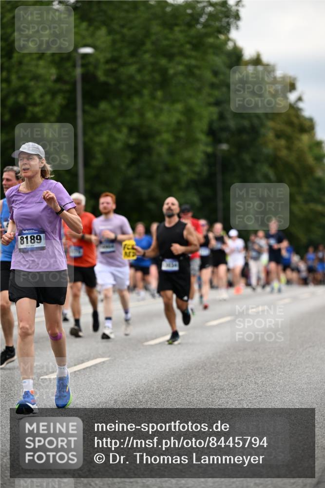 29.06.2025 - hella hamburg halbmarathon Dr. Thomas Lammeyer http://msf.ph/oto/8445794 29.06.2025 10:58:18 Kennedybrücke 1017, 1744, 1789, 1900, 1984, 2079, 2146, 2372, 2528, 2701, 2761, 3187, 4323, 4626, 4685, 4801, 5514, 5804, 5817, 5857, 5993, 6273, 6468, 7068, 7614, 7876, 8189, 8924, 9138, 9503, 9531, 9771, 10175, 10207, 11390 meine-sportfotos.de