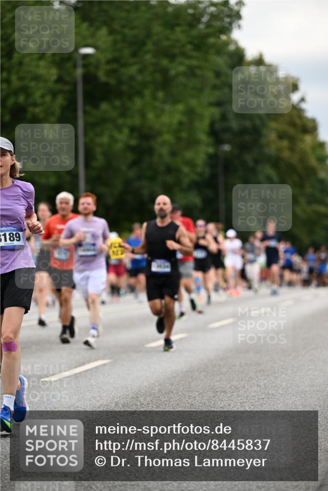29.06.2025 - hella hamburg halbmarathon Dr. Thomas Lammeyer http://msf.ph/oto/8445837 29.06.2025 10:58:18 Kennedybrücke 1017, 1744, 1789, 1900, 1984, 2079, 2146, 2372, 2528, 2701, 2761, 3187, 4323, 4626, 4685, 4801, 5514, 5804, 5817, 5857, 5993, 6273, 6468, 7068, 7614, 7876, 8189, 8924, 9138, 9503, 9531, 9771, 10175, 10207, 11390 meine-sportfotos.de