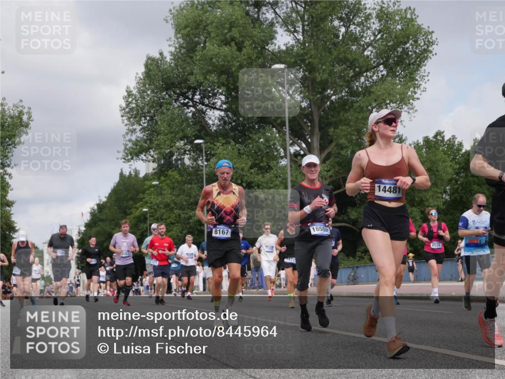 29.06.2025 - hella hamburg halbmarathon Luisa Fischer http://msf.ph/oto/8445964 29.06.2025 10:28:01 Kennedybrücke 1347, 4221, 8167, 17850, 421, 16558, 14481, 6526, 61, 21, 1389, 1395, 2477, 2944, 3421, 4719, 5358, 6524, 6526, 7528, 7975, 8167, 8502, 9063 meine-sportfotos.de