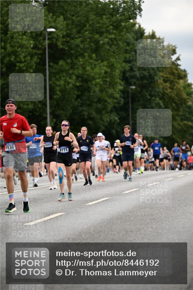 29.06.2025 - hella hamburg halbmarathon Dr. Thomas Lammeyer http://msf.ph/oto/8446192 29.06.2025 10:58:23 Kennedybrücke 1017, 1744, 1789, 1984, 2079, 2146, 2372, 2761, 3187, 3249, 4323, 4626, 4685, 4801, 4838, 5514, 5804, 5817, 5857, 5993, 6273, 6468, 7614, 8189, 8924, 9138, 9503, 9531, 9771, 10207, 11390 meine-sportfotos.de