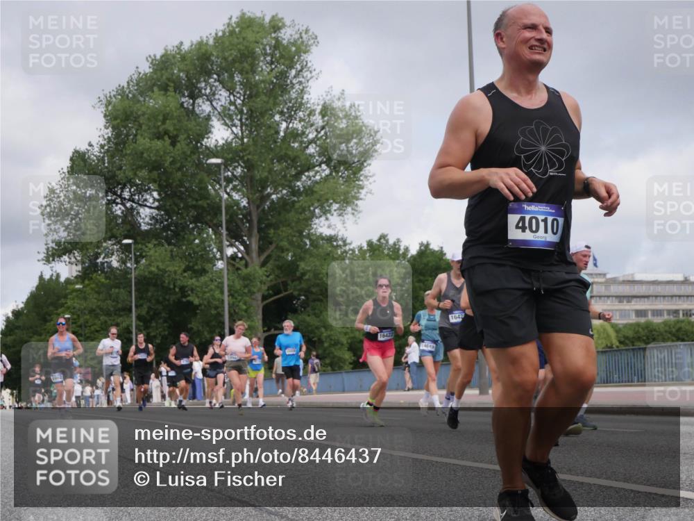 29.06.2025 - hella hamburg halbmarathon Luisa Fischer http://msf.ph/oto/8446437 29.06.2025 10:28:36 Kennedybrücke 6962, 16422, 14649, 1642, 4010, 3113, 3132, 4008, 4010, 4111, 4797, 8083, 8276, 8962, 9927 meine-sportfotos.de