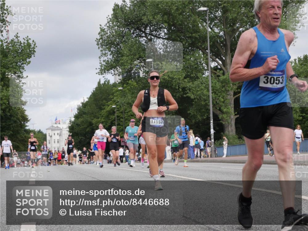 29.06.2025 - hella hamburg halbmarathon Luisa Fischer http://msf.ph/oto/8446688 29.06.2025 10:28:51 Kennedybrücke 6869, 11400, 18198, 11157, 3053, 1627, 1740, 2000, 3053, 3920, 4444, 5814, 6869, 7778 meine-sportfotos.de