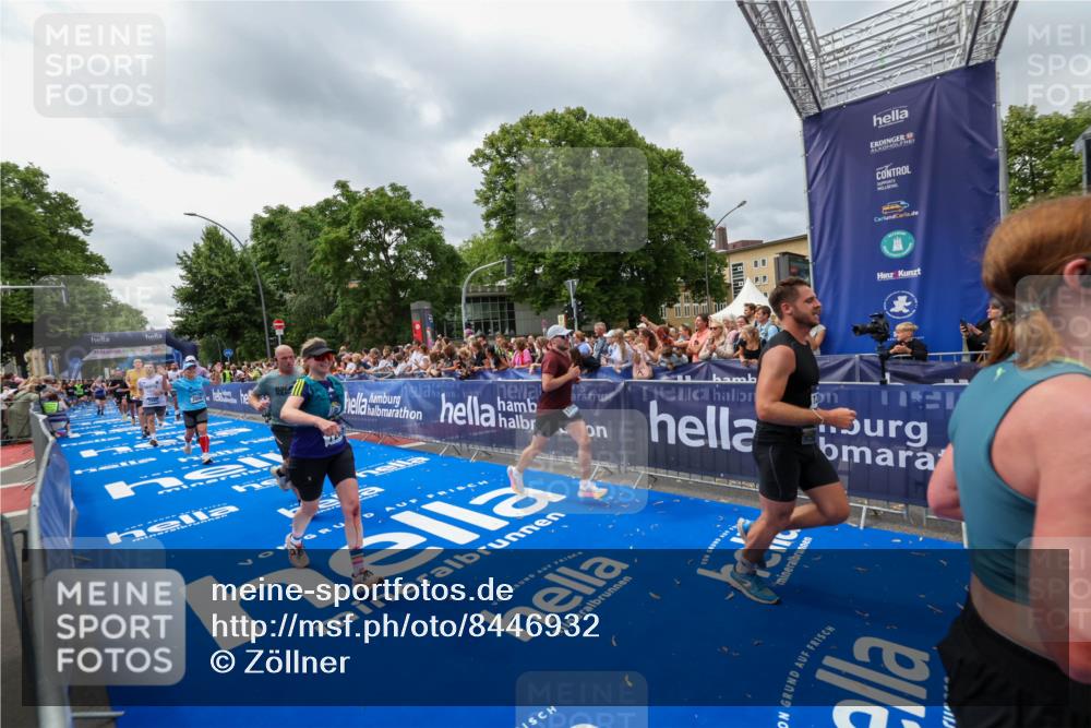 29.06.2025 - hella hamburg halbmarathon Zöllner http://msf.ph/oto/8446932 29.06.2025 10:57:56 Ziel 2025, 2034, 2806, 2883, 3093, 3575, 7138, 7159, 7189, 7269, 9820, 10599, 10703, 11394, 12523, 13376, 14881, 15349, 16517, 17543, 18492 meine-sportfotos.de