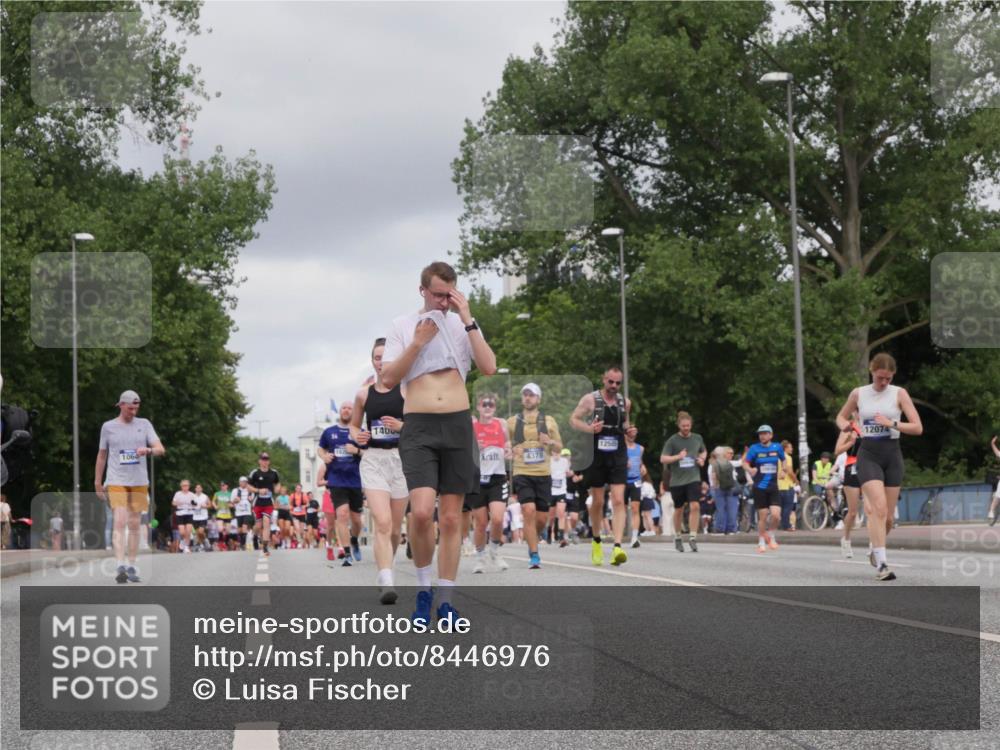 29.06.2025 - hella hamburg halbmarathon Luisa Fischer http://msf.ph/oto/8446976 29.06.2025 10:29:13 Kennedybrücke 1064, 1400, 12505, 4378, 12074, 3765, 4378, 5028, 6663, 9186 meine-sportfotos.de