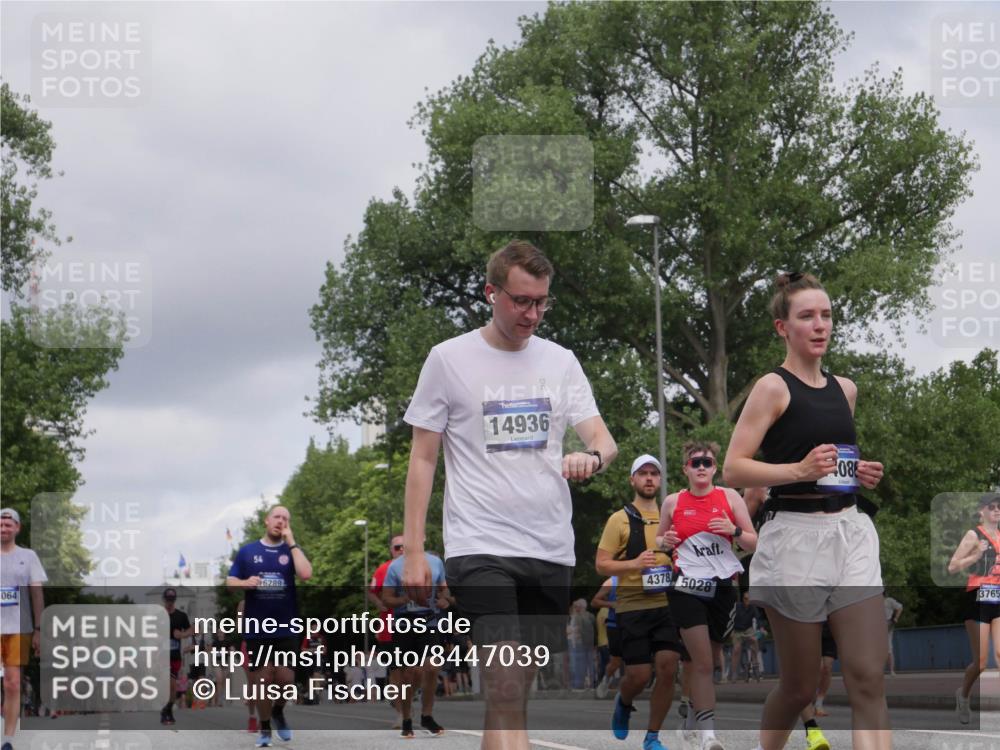 29.06.2025 - hella hamburg halbmarathon Luisa Fischer http://msf.ph/oto/8447039 29.06.2025 10:29:16 Kennedybrücke 064, 54, 6289, 14936, 4378, 5028, 08, 3765, 3765, 4378, 5028, 5564, 6478, 8079, 8881, 9186, 10845, 10846 meine-sportfotos.de
