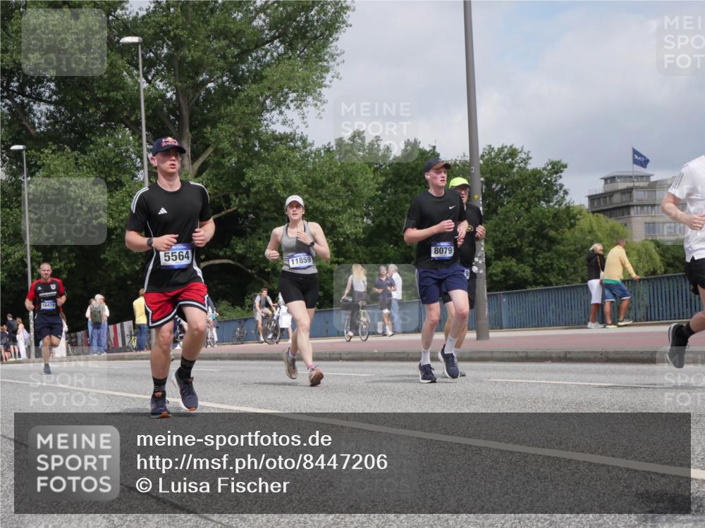 29.06.2025 - hella hamburg halbmarathon Luisa Fischer http://msf.ph/oto/8447206 29.06.2025 10:29:25 Kennedybrücke 16479, 5564, 11859, 8079, 5497, 5564, 6478, 7069, 8079, 8881, 9573, 10219, 10845, 10846 meine-sportfotos.de