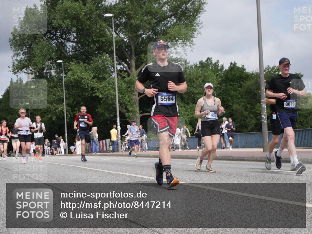 29.06.2025 - hella hamburg halbmarathon Luisa Fischer http://msf.ph/oto/8447214 29.06.2025 10:29:25 Kennedybrücke 13653, 16479, 5564, 1859, 8079, 5497, 5564, 6478, 7069, 8079, 8881, 9573, 10219, 10845, 10846 meine-sportfotos.de
