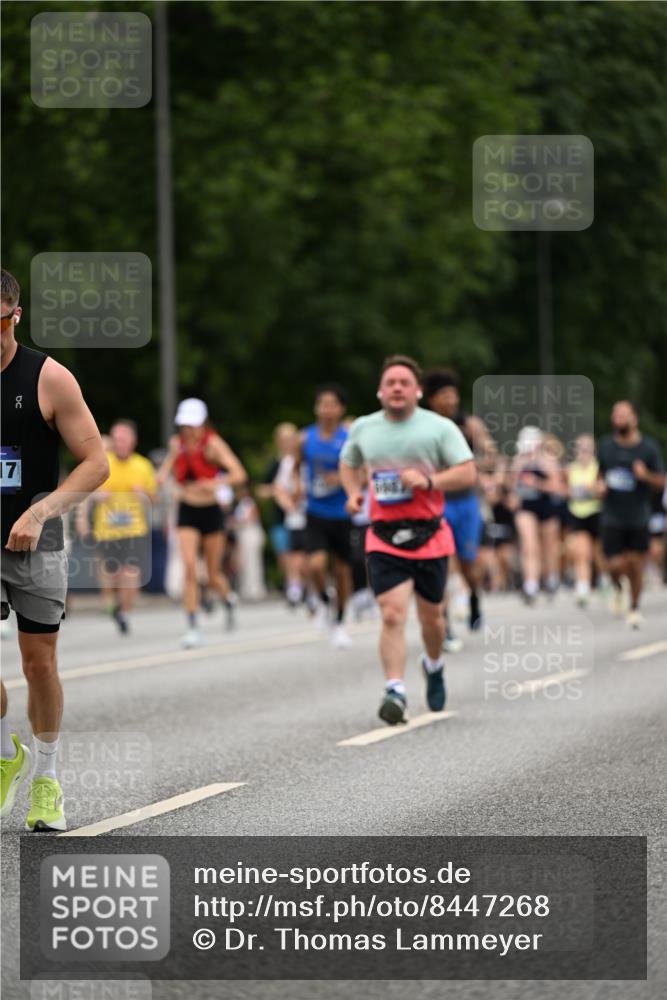 29.06.2025 - hella hamburg halbmarathon Dr. Thomas Lammeyer http://msf.ph/oto/8447268 29.06.2025 10:58:37 Kennedybrücke 1744, 2372, 2600, 2761, 3187, 3249, 3364, 4323, 4685, 4720, 4838, 5309, 5514, 5804, 5856, 5933, 5993, 6468, 6583, 6987, 7614, 7946, 7986, 9130, 9138, 9503, 9771, 10207 meine-sportfotos.de