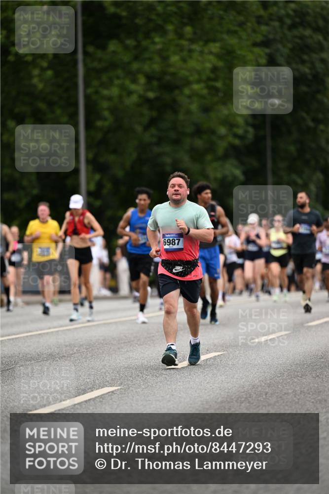29.06.2025 - hella hamburg halbmarathon Dr. Thomas Lammeyer http://msf.ph/oto/8447293 29.06.2025 10:58:37 Kennedybrücke 1744, 2372, 2600, 2761, 3187, 3249, 3364, 4323, 4685, 4720, 4838, 5309, 5514, 5804, 5856, 5933, 5993, 6468, 6583, 6987, 7614, 7946, 7986, 9130, 9138, 9503, 9771, 10207 meine-sportfotos.de