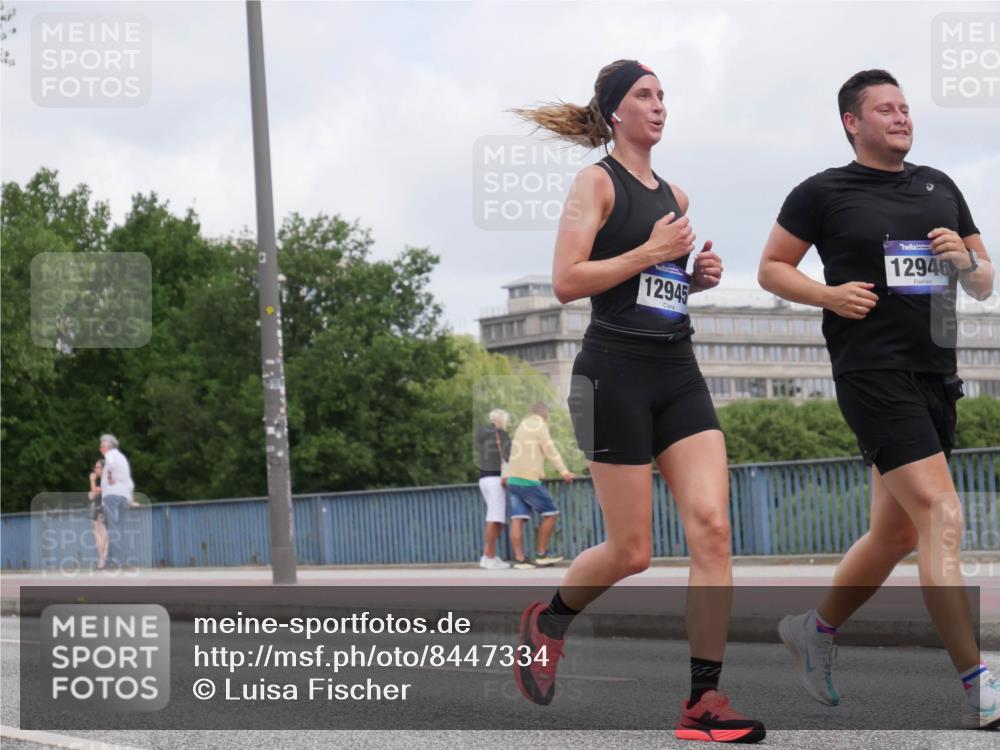 29.06.2025 - hella hamburg halbmarathon Luisa Fischer http://msf.ph/oto/8447334 29.06.2025 10:29:39 Kennedybrücke 12945, 12946, 1479, 1973, 3617, 4358, 6159, 6637, 10465 meine-sportfotos.de