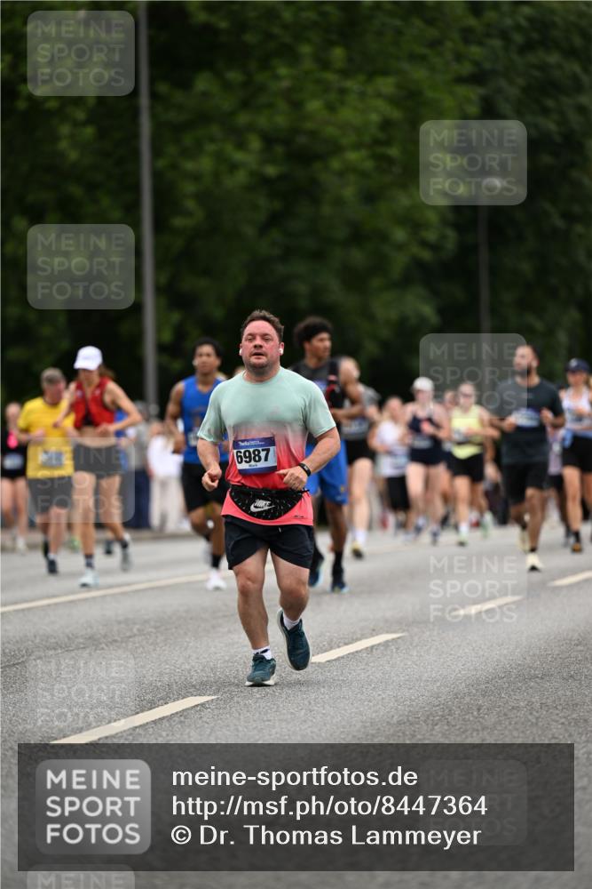 29.06.2025 - hella hamburg halbmarathon Dr. Thomas Lammeyer http://msf.ph/oto/8447364 29.06.2025 10:58:38 Kennedybrücke 1744, 2372, 2600, 2761, 3187, 3249, 3364, 4323, 4685, 4720, 4838, 5309, 5856, 5933, 5993, 6468, 6583, 6987, 7614, 7670, 7946, 7986, 9130, 9138, 9503, 9771, 10207 meine-sportfotos.de