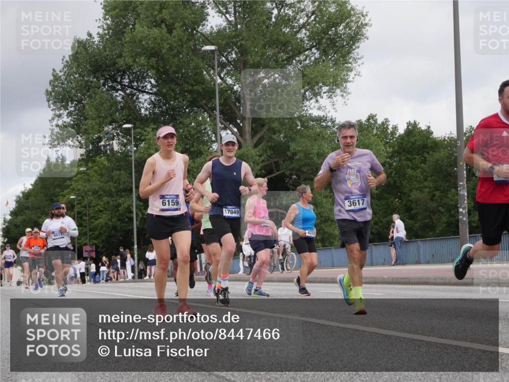 29.06.2025 - hella hamburg halbmarathon Luisa Fischer http://msf.ph/oto/8447466 29.06.2025 10:29:45 Kennedybrücke 9811, 6159, 17049, 4315, 3617, 1973, 3617, 4267, 4268, 4315, 4358, 5494, 6159, 6637, 8281, 8942, 9811 meine-sportfotos.de
