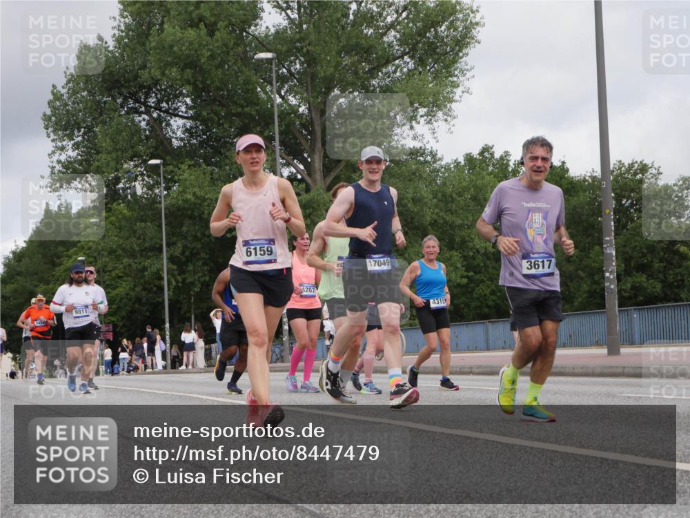29.06.2025 - hella hamburg halbmarathon Luisa Fischer http://msf.ph/oto/8447479 29.06.2025 10:29:46 Kennedybrücke 5494, 9811, 6159, 1267, 17049, 4315, 3617, 1973, 3617, 4267, 4268, 4315, 4358, 5494, 6159, 6637, 8281, 8942, 9811, 10104 meine-sportfotos.de