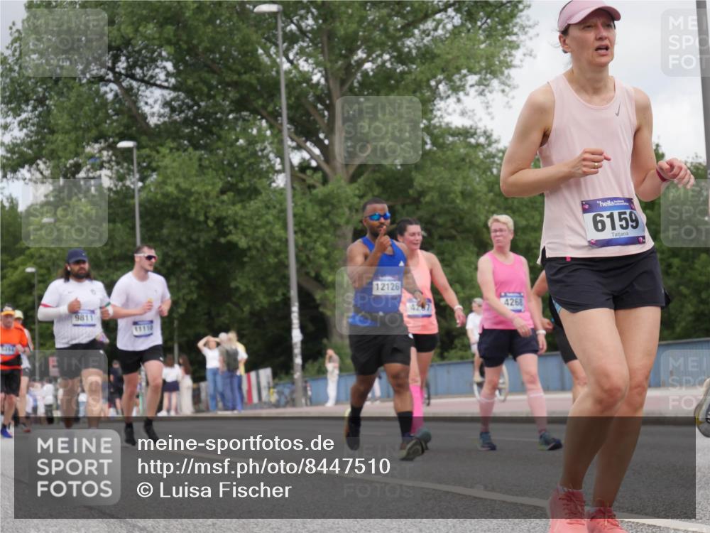 29.06.2025 - hella hamburg halbmarathon Luisa Fischer http://msf.ph/oto/8447510 29.06.2025 10:29:47 Kennedybrücke 9811, 11110, 12126, 4268, 6159, 2, 3617, 4267, 4268, 4315, 4358, 5494, 6159, 6637, 8281, 8306, 8942, 9811, 10104 meine-sportfotos.de