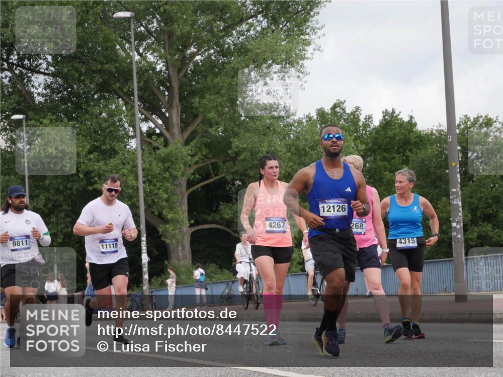 29.06.2025 - hella hamburg halbmarathon Luisa Fischer http://msf.ph/oto/8447522 29.06.2025 10:29:48 Kennedybrücke 4267, 9811, 11110, 12126, 268, 4315, 3617, 4267, 4268, 4315, 4358, 5494, 6159, 6637, 8281, 8306, 8942, 9811, 10104 meine-sportfotos.de