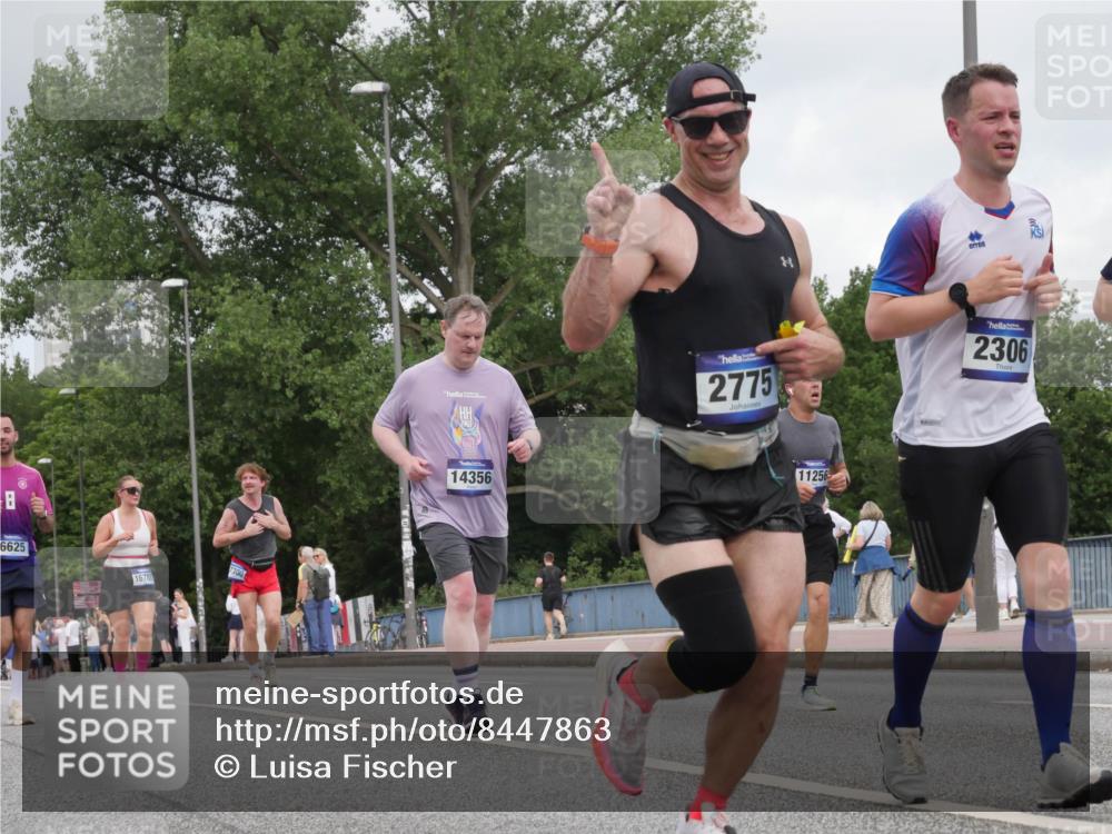 29.06.2025 - hella hamburg halbmarathon Luisa Fischer http://msf.ph/oto/8447863 29.06.2025 10:30:05 Kennedybrücke 6625, 1678, 7300, 14356, 2775, 11256, 2306, 2306, 2775, 4844, 6625, 6905, 7929, 10077 meine-sportfotos.de