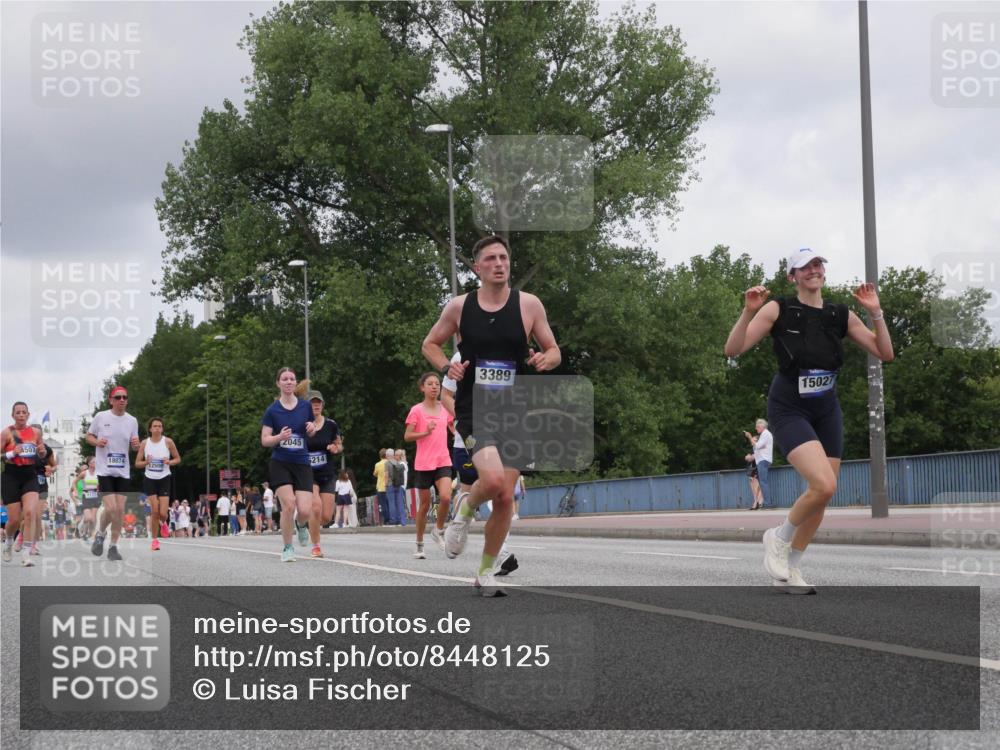 29.06.2025 - hella hamburg halbmarathon Luisa Fischer http://msf.ph/oto/8448125 29.06.2025 10:30:25 Kennedybrücke 507, 18074, 2045, 214, 3389, 15027, 2045, 3389, 4507, 4509, 5177, 6214, 10158 meine-sportfotos.de