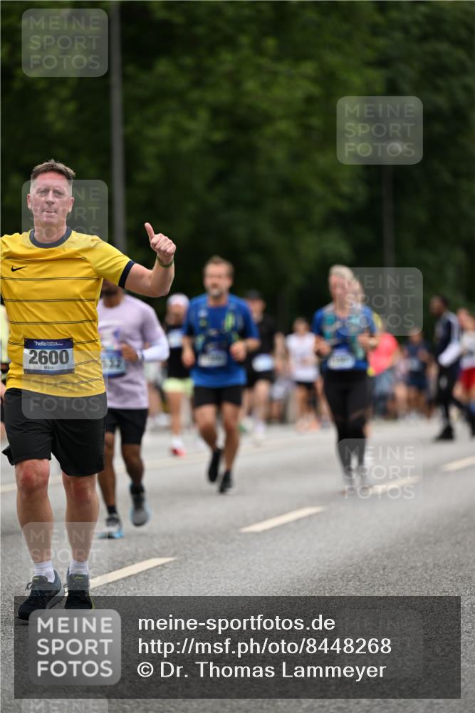 29.06.2025 - hella hamburg halbmarathon Dr. Thomas Lammeyer http://msf.ph/oto/8448268 29.06.2025 10:58:48 Kennedybrücke 1779, 1822, 2600, 3249, 3364, 3857, 4039, 4323, 4720, 4838, 5185, 5309, 5815, 5856, 5933, 6468, 6583, 6987, 7670, 7874, 7946, 7986, 9130, 11354 meine-sportfotos.de