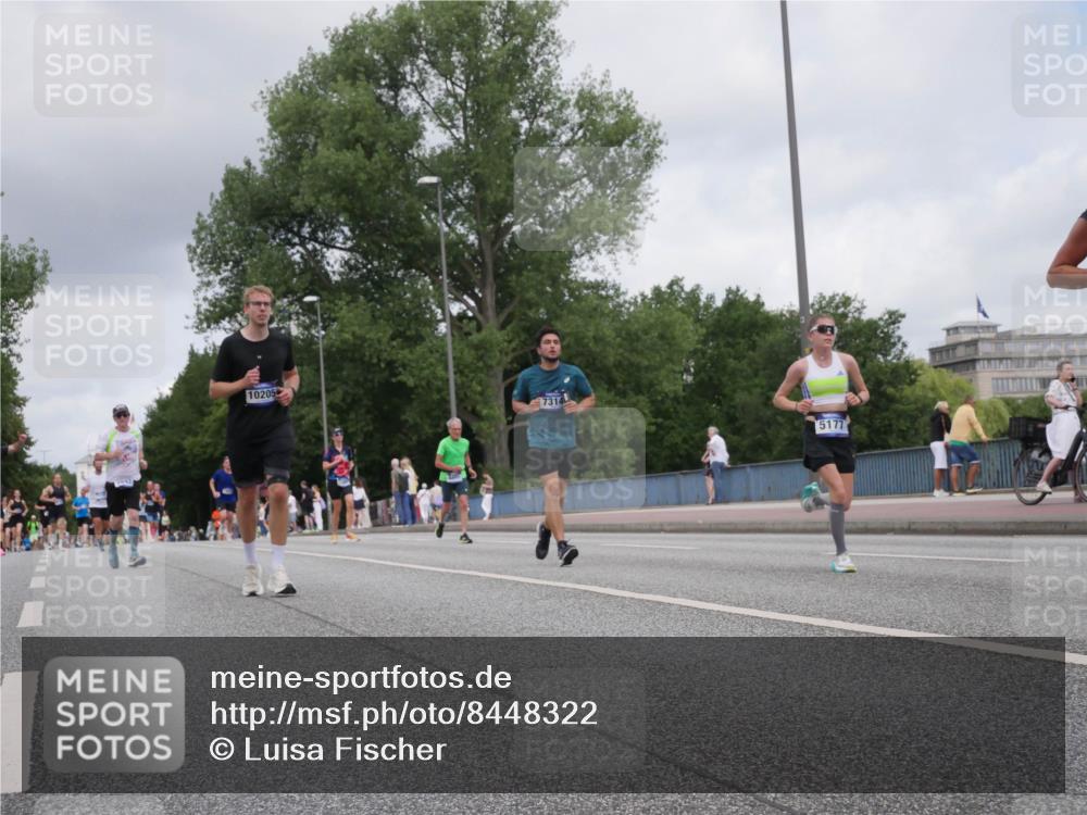 29.06.2025 - hella hamburg halbmarathon Luisa Fischer http://msf.ph/oto/8448322 29.06.2025 10:30:34 Kennedybrücke 10205, 7314, 5177, 2643, 4507, 4509, 5177, 5495, 7314, 7978, 8085, 8215, 10205 meine-sportfotos.de