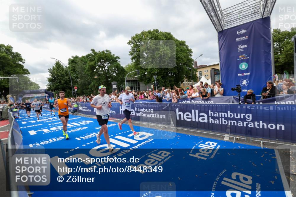 29.06.2025 - hella hamburg halbmarathon Zöllner http://msf.ph/oto/8448349 29.06.2025 10:58:21 Ziel 1595, 4592, 4708, 6104, 6138, 6147, 9230, 9485, 11645, 14631, 15434, 18068 meine-sportfotos.de
