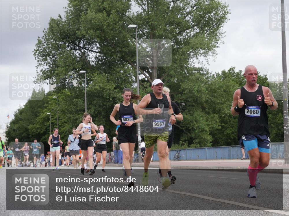 29.06.2025 - hella hamburg halbmarathon Luisa Fischer http://msf.ph/oto/8448604 29.06.2025 10:30:49 Kennedybrücke 8179, 5825, 9567, 38, 2080, 1793, 2080, 5369, 5825, 7234, 7944, 9567 meine-sportfotos.de