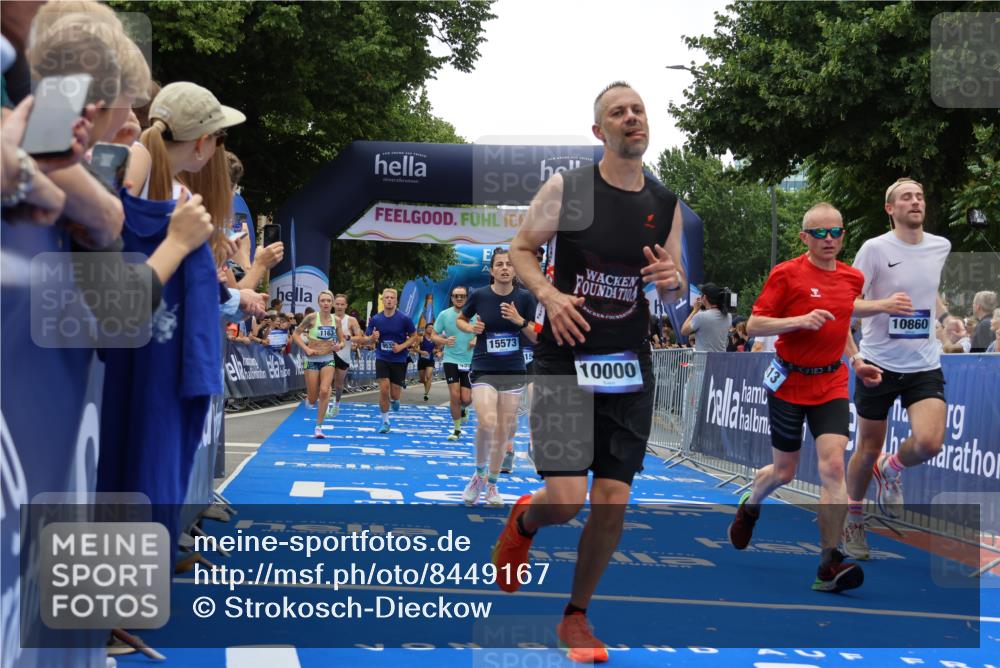 29.06.2025 - hella hamburg halbmarathon Strokosch-Dieckow http://msf.ph/oto/8449167 29.06.2025 10:48:32 Ziel 1163, 1176, 2213, 4553, 5421, 9262, 9538, 10000, 10859, 10860, 11451, 11579, 12149, 12690, 12840, 13962, 14033, 14511, 14990, 15573, 15808, 15917, 17395, 17855, 18251, 18790, 18815, 18923 meine-sportfotos.de