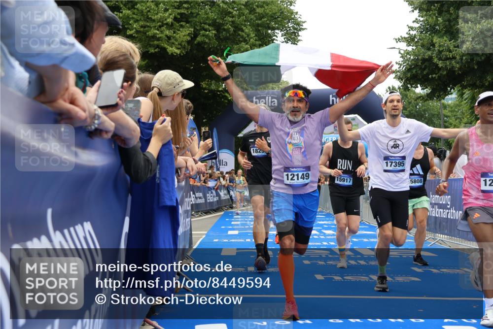 29.06.2025 - hella hamburg halbmarathon Strokosch-Dieckow http://msf.ph/oto/8449594 29.06.2025 10:48:30 Ziel 1163, 1176, 2213, 3747, 4553, 5362, 5421, 6081, 9262, 9538, 10000, 10859, 10860, 11451, 11579, 12149, 12549, 12690, 12840, 13962, 14033, 14990, 15573, 15808, 15917, 17395, 17855, 18251, 18790, 18815, 18923 meine-sportfotos.de