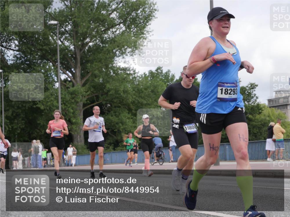 29.06.2025 - hella hamburg halbmarathon Luisa Fischer http://msf.ph/oto/8449954 29.06.2025 10:32:01 Kennedybrücke 955, 15952, 0808, 18293, 5718, 8056, 10434, 10808 meine-sportfotos.de