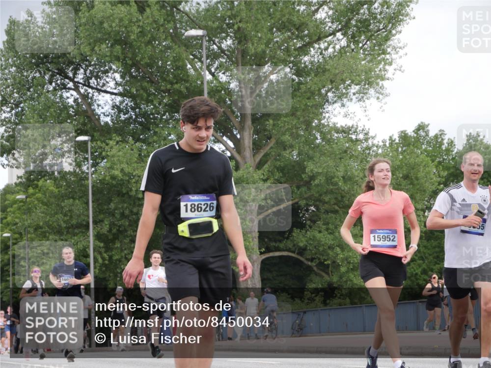 29.06.2025 - hella hamburg halbmarathon Luisa Fischer http://msf.ph/oto/8450034 29.06.2025 10:32:03 Kennedybrücke 166, 1309, 18626, 15952, 5718, 5847, 10434, 10808 meine-sportfotos.de