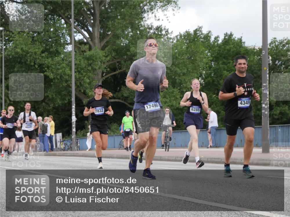 29.06.2025 - hella hamburg halbmarathon Luisa Fischer http://msf.ph/oto/8450651 29.06.2025 10:32:24 Kennedybrücke 11269, 16662, 7832, 17496, 6285, 4349, 1518, 1557, 3445, 4349, 4362, 4395, 6285, 7832, 8560, 9714, 10198 meine-sportfotos.de