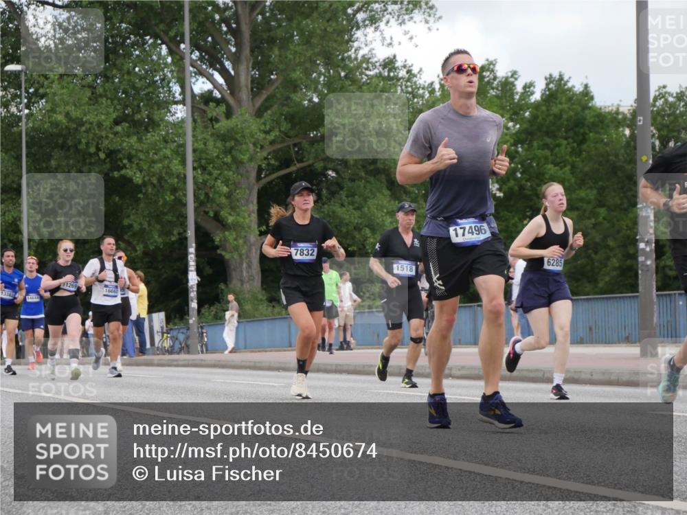 29.06.2025 - hella hamburg halbmarathon Luisa Fischer http://msf.ph/oto/8450674 29.06.2025 10:32:24 Kennedybrücke 133824, 14644, 11269, 16662, 7832, 1518, 17496, 6285, 1518, 1557, 3445, 4349, 4362, 4395, 6285, 7832, 8560, 9714, 10198 meine-sportfotos.de
