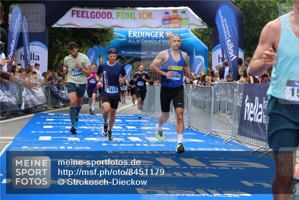 29.06.2025 - hella hamburg halbmarathon Strokosch-Dieckow http://msf.ph/oto/8451179 29.06.2025 10:37:43 Ziel 1505, 1615, 2196, 2404, 9171, 11106, 13148, 13595, 14934, 18193, 18276, 18277 meine-sportfotos.de