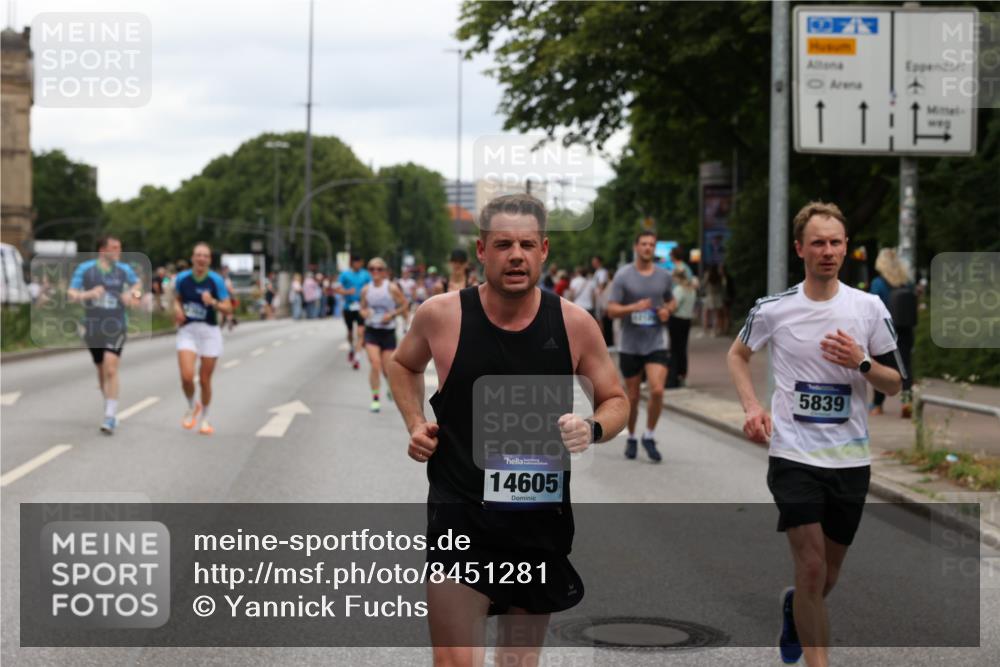 29.06.2025 - hella hamburg halbmarathon Yannick Fuchs http://msf.ph/oto/8451281 29.06.2025 10:55:45 20KM 1135, 1138, 1147, 1190, 2086, 2391, 2591, 3097, 3400, 4068, 4095, 5839, 5870, 6391, 7049, 8364, 8531, 8590, 9297, 9932, 10031, 10177, 10194, 10746, 11465, 12125, 12787, 13064, 13086, 13491, 13699, 13958, 14605, 14628, 15252, 15520, 15539, 15733, 15908, 16128, 16145, 18551, 18799, 18808 meine-sportfotos.de