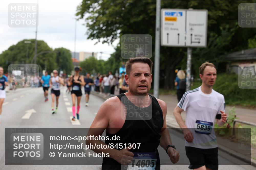 29.06.2025 - hella hamburg halbmarathon Yannick Fuchs http://msf.ph/oto/8451307 29.06.2025 10:55:46 20KM 1135, 1138, 1147, 1190, 2086, 2591, 3097, 3400, 4068, 4095, 5839, 5870, 6391, 7049, 8364, 8531, 8590, 9297, 10031, 10177, 10194, 10746, 11465, 12125, 12787, 13064, 13086, 13491, 13699, 13958, 14605, 14628, 15252, 15291, 15520, 15539, 15733, 15908, 16128, 16145, 18551, 18799, 18808 meine-sportfotos.de