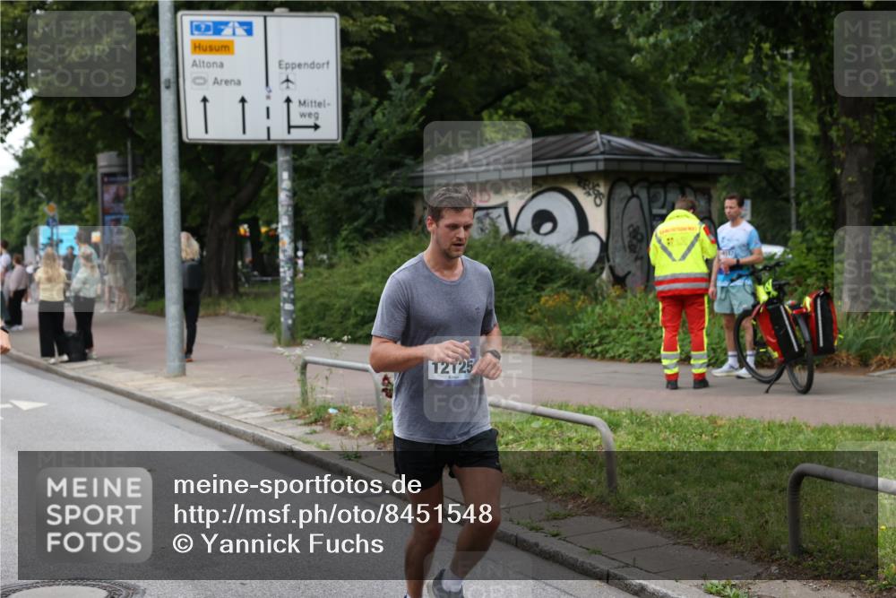 29.06.2025 - hella hamburg halbmarathon Yannick Fuchs http://msf.ph/oto/8451548 29.06.2025 10:55:48 20KM 1135, 1138, 1147, 1190, 2086, 3097, 3400, 3921, 4068, 4095, 5547, 5839, 5870, 6391, 7049, 8364, 8590, 9297, 10031, 10177, 10194, 10746, 11465, 12125, 12567, 13064, 13491, 13699, 13958, 14574, 14605, 14628, 15252, 15291, 15520, 15539, 15733, 15908, 16128, 16145, 18551, 18799, 18808 meine-sportfotos.de