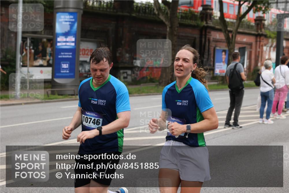 29.06.2025 - hella hamburg halbmarathon Yannick Fuchs http://msf.ph/oto/8451885 29.06.2025 10:55:50 20KM 1135, 1138, 1147, 1190, 2086, 3097, 3400, 3921, 4095, 4859, 5547, 5839, 6391, 6815, 7049, 8364, 8590, 9297, 10177, 10194, 10746, 11465, 12125, 12567, 13064, 13491, 13699, 13958, 14574, 14605, 14628, 15252, 15291, 15520, 15539, 15686, 15733, 15908, 16128, 16145, 18551, 18799, 18808 meine-sportfotos.de