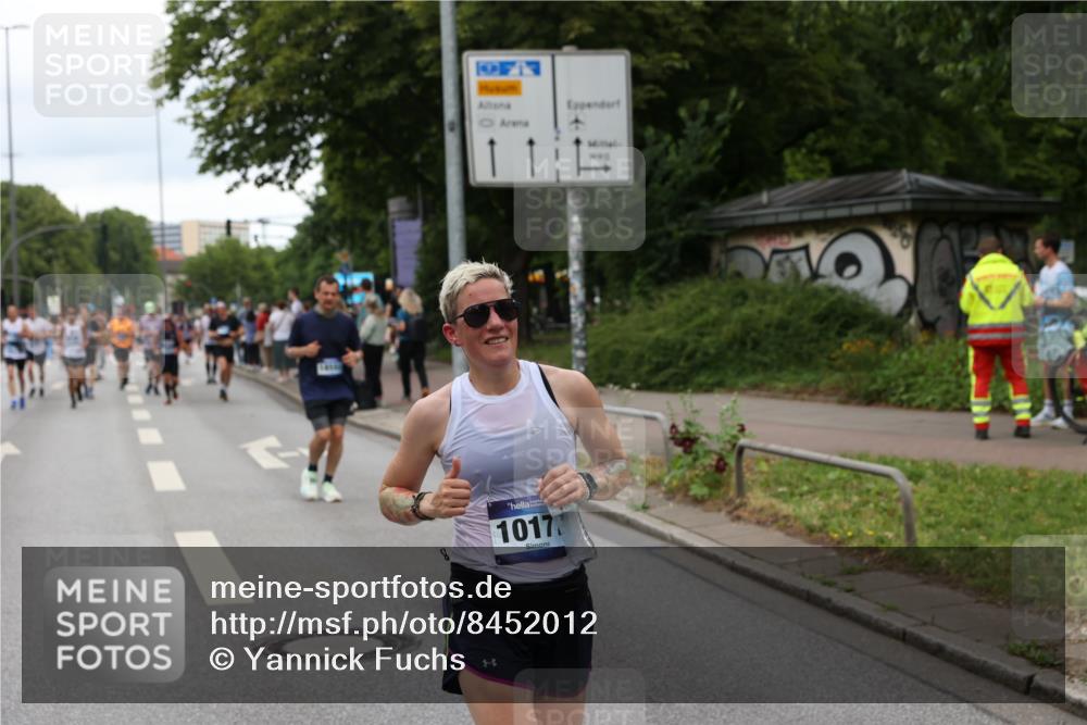 29.06.2025 - hella hamburg halbmarathon Yannick Fuchs http://msf.ph/oto/8452012 29.06.2025 10:55:51 20KM 1135, 1138, 1147, 1190, 2086, 3097, 3400, 3921, 4095, 4859, 5547, 5839, 6391, 6815, 7049, 8364, 8590, 9297, 10177, 10194, 10746, 11465, 12125, 12567, 13491, 13699, 13958, 14574, 14605, 15252, 15291, 15520, 15539, 15686, 15733, 15908, 16128, 16145, 17939, 18551, 18799, 18808 meine-sportfotos.de