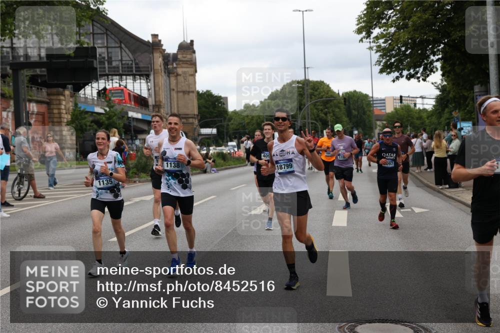 29.06.2025 - hella hamburg halbmarathon Yannick Fuchs http://msf.ph/oto/8452516 29.06.2025 10:55:58 20KM 1135, 1138, 1147, 1190, 3097, 3921, 4095, 4859, 5547, 6580, 6815, 8154, 8364, 9297, 9718, 9928, 10177, 10194, 10746, 10797, 11968, 12567, 13699, 13958, 14574, 15252, 15291, 15520, 15539, 15686, 15859, 15908, 17532, 17939, 18000, 18551, 18799, 18808, 18919 meine-sportfotos.de