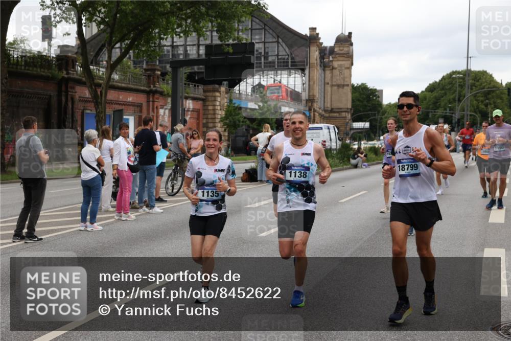 29.06.2025 - hella hamburg halbmarathon Yannick Fuchs http://msf.ph/oto/8452622 29.06.2025 10:55:58 20KM 1135, 1138, 1147, 1190, 3097, 3921, 4095, 4859, 5547, 6580, 6815, 8154, 8364, 9297, 9718, 9928, 10177, 10194, 10746, 10797, 11968, 12567, 13699, 13958, 14574, 15252, 15291, 15520, 15539, 15686, 15859, 15908, 17532, 17939, 18000, 18551, 18799, 18808, 18919 meine-sportfotos.de