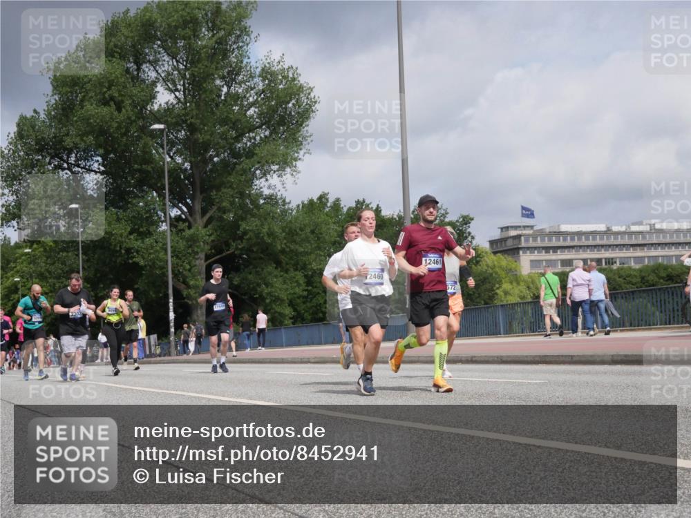 29.06.2025 - hella hamburg halbmarathon Luisa Fischer http://msf.ph/oto/8452941 29.06.2025 10:33:32 Kennedybrücke 17945, 12460, 12461, 572, 2302, 7517, 9095, 10322 meine-sportfotos.de