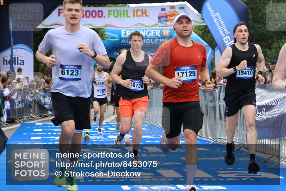 29.06.2025 - hella hamburg halbmarathon Strokosch-Dieckow http://msf.ph/oto/8453075 29.06.2025 10:37:03 Ziel 1385, 1411, 5315, 5923, 6123, 6458, 7482, 8362, 9178, 10738, 11120, 11423, 11620, 13972, 15261, 15410, 16992, 17024, 17125, 17658 meine-sportfotos.de