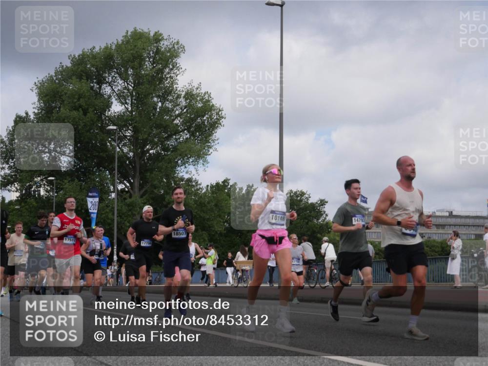 29.06.2025 - hella hamburg halbmarathon Luisa Fischer http://msf.ph/oto/8453312 29.06.2025 10:34:33 Kennedybrücke 15222, 541, 123, 2, 00, 17517, 17706, 18507, 10148, 12758, 14793, 1844, 3396, 3424, 3571, 3681, 4953, 5165, 5350, 5846, 5965, 6160, 6573, 6640, 8806, 9104, 9183, 10148, 10240, 10435 meine-sportfotos.de