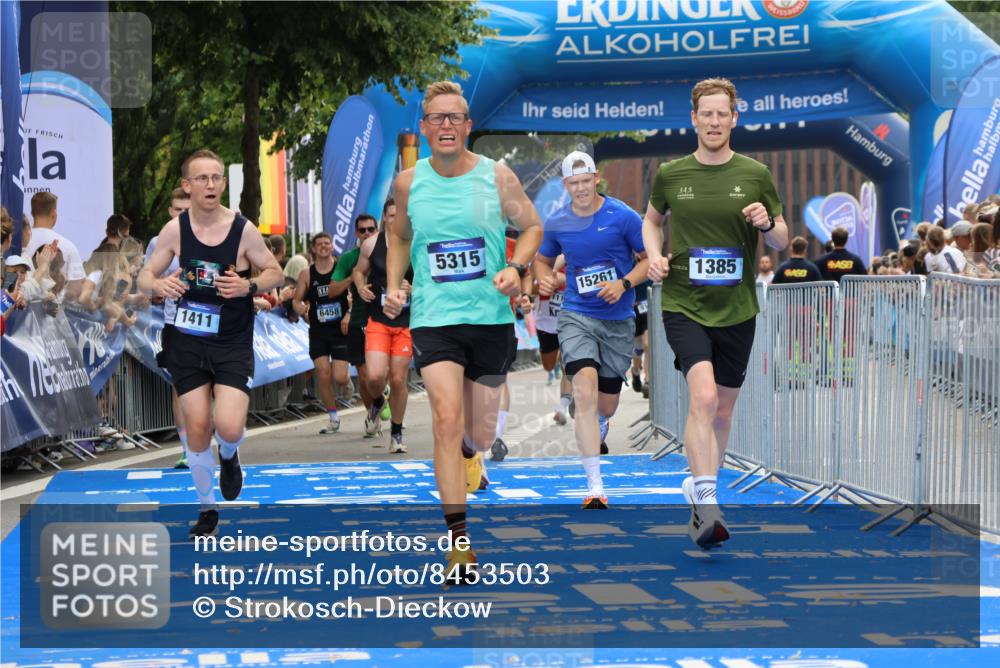 29.06.2025 - hella hamburg halbmarathon Strokosch-Dieckow http://msf.ph/oto/8453503 29.06.2025 10:36:58 Ziel 1385, 1411, 3959, 5307, 5315, 6123, 6458, 10738, 11120, 11620, 13141, 14691, 15261, 15410, 16992, 17024, 17125, 17658, 18384 meine-sportfotos.de
