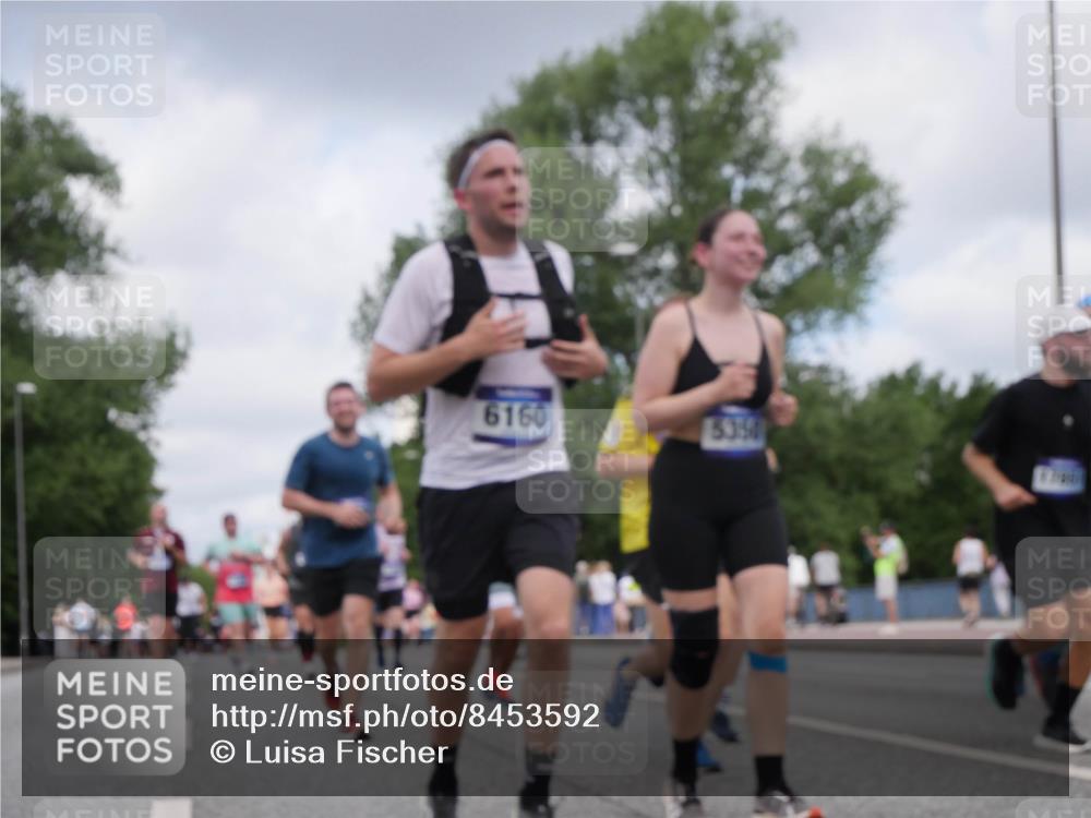 29.06.2025 - hella hamburg halbmarathon Luisa Fischer http://msf.ph/oto/8453592 29.06.2025 10:34:39 Kennedybrücke 6160, 5391, 1844, 2831, 2832, 3396, 3571, 3681, 4877, 4953, 5165, 5350, 5846, 5965, 6160, 6573, 8806, 9078, 9104, 9883, 10240, 10435 meine-sportfotos.de
