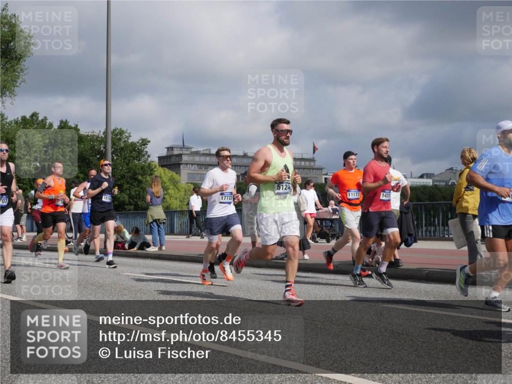 29.06.2025 - hella hamburg halbmarathon Luisa Fischer http://msf.ph/oto/8455345 29.06.2025 09:51:45 Kennedybrücke 5124, 11177, 14311, 1818, 17722, 707, 119, 1603, 2044, 2707, 2745, 2849, 2980, 3014, 5050, 5124, 6771, 7109, 9686 meine-sportfotos.de
