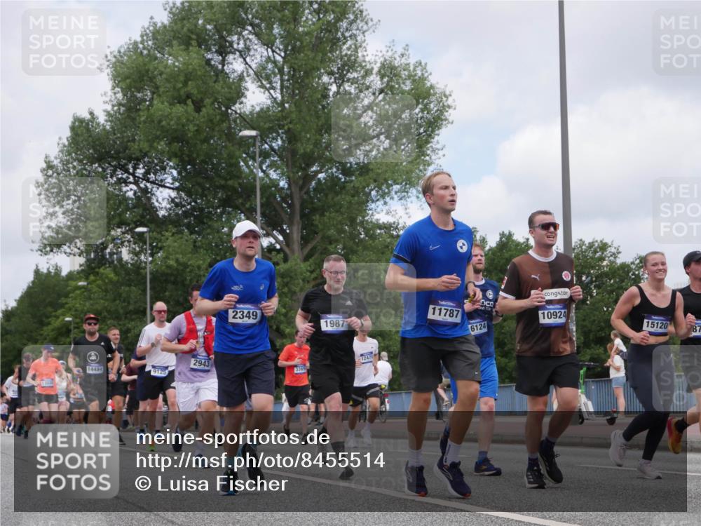 29.06.2025 - hella hamburg halbmarathon Luisa Fischer http://msf.ph/oto/8455514 29.06.2025 10:35:22 Kennedybrücke 14494, 9125, 13335, 2349, 1987, 2943, 3365, 12470, 11787, 6124, 10924, 15120, 87, 1987, 2349, 2943, 3022, 3239, 3365, 3707, 3751, 3778, 4365, 4605, 5941, 6218, 7239, 7468, 7535, 8072, 8073, 8124, 8127, 8303, 9125, 9206, 10111 meine-sportfotos.de