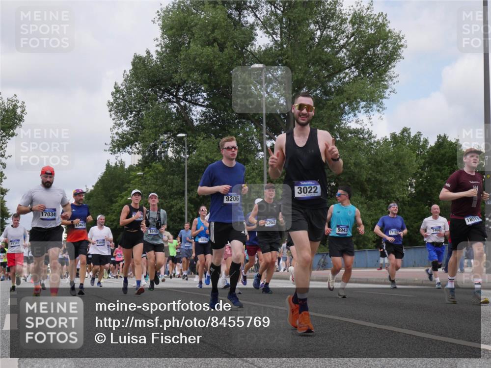 29.06.2025 - hella hamburg halbmarathon Luisa Fischer http://msf.ph/oto/8455769 29.06.2025 10:35:28 Kennedybrücke 15147, 17034, 13423, 1640, 10354, 9206, 6252, 3022, 5943, 18913, 1710, 7468, 1640, 3022, 3365, 4857, 5783, 5941, 6228, 6252, 6312, 6315, 7468, 8303, 8625, 9125, 9206, 10013, 10111, 10354, 10828 meine-sportfotos.de