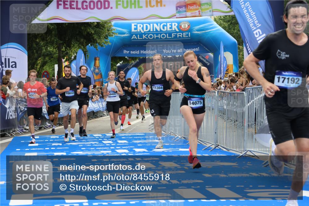 29.06.2025 - hella hamburg halbmarathon Strokosch-Dieckow http://msf.ph/oto/8455918 29.06.2025 10:36:22 Ziel 6829, 6993, 8084, 9296, 10404, 10680, 10852, 11304, 12051, 12916, 14075, 15348, 16158, 17192, 17723, 18062 meine-sportfotos.de