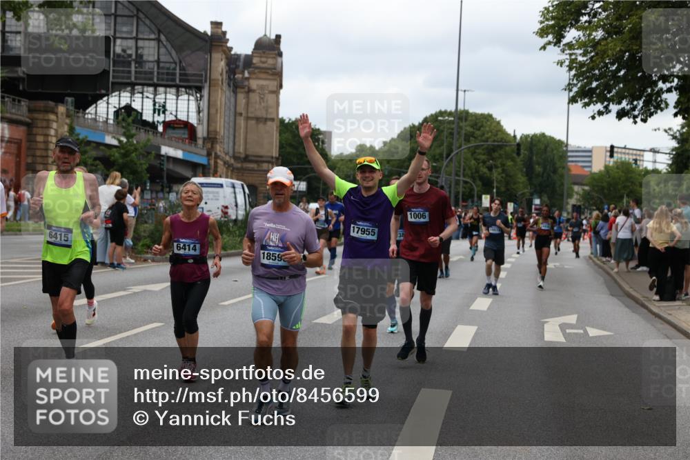 29.06.2025 - hella hamburg halbmarathon Yannick Fuchs http://msf.ph/oto/8456599 29.06.2025 10:56:20 20KM 1006, 1128, 1264, 1377, 1432, 1568, 1573, 1726, 4859, 6414, 6415, 6580, 6815, 7658, 8045, 8154, 8624, 9131, 9718, 9928, 10214, 10519, 10797, 11670, 11968, 12156, 13498, 13868, 14368, 14456, 15686, 15859, 16292, 16654, 16688, 16808, 17136, 17383, 17532, 17939, 17955, 18000, 18599, 18919, 19023 meine-sportfotos.de