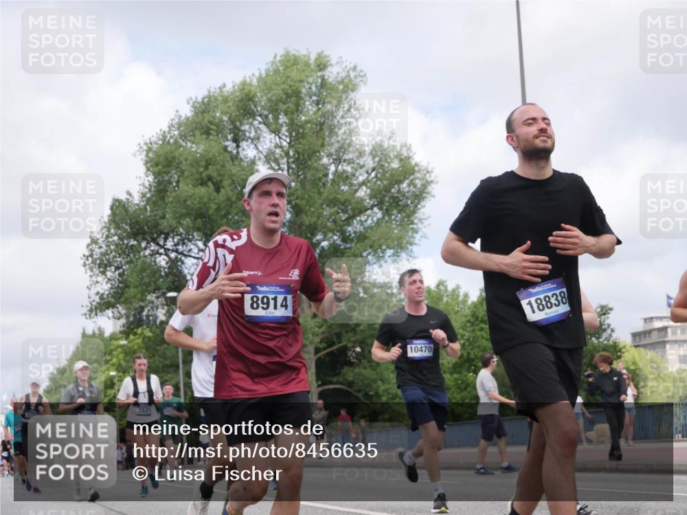 29.06.2025 - hella hamburg halbmarathon Luisa Fischer http://msf.ph/oto/8456635 29.06.2025 10:35:45 Kennedybrücke 10203, 7531, 8914, 10470, 18838, 1237, 2268, 3670, 3753, 7387, 7531, 7749, 7789, 8840, 8914, 9010, 9188, 9542, 9765, 10203, 10470, 10624 meine-sportfotos.de